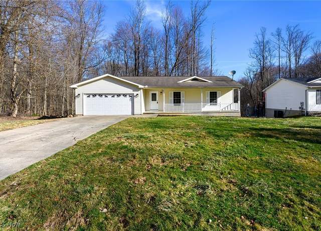 Property at 2242 Lexington Ave, Salem, OH 44460, 3 beds, 2 baths