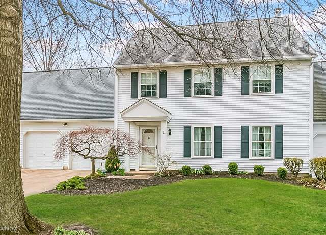 Property at 7023 Cobblestone Ln, Mentor, OH 44060, 3 beds, 2.5 baths