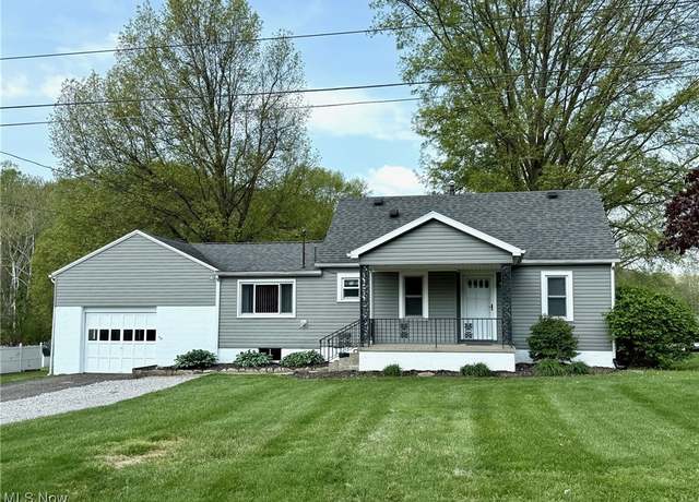 Property at 967 Braun Rd, Belpre, OH 45714, 3 beds, 2 baths