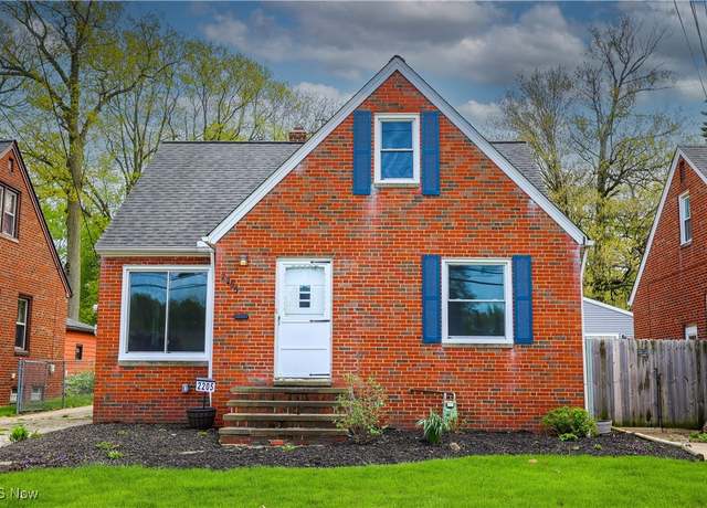 Property at 2205 Keystone Rd, Parma, OH 44134, 3 beds, 2 baths