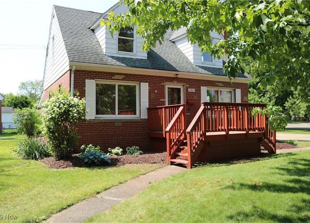 Property at 2621 Graham Ave, Akron, OH 44312, 3 beds, 2 baths