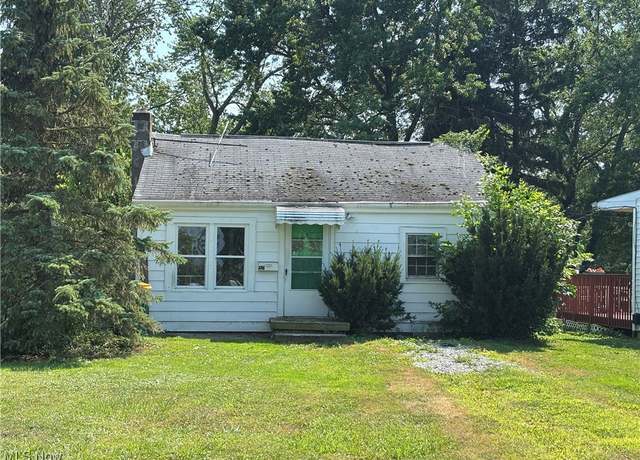 Property at 4748 Glenn Lodge Rd, Mentor, OH 44060, 2 beds, 1 bath