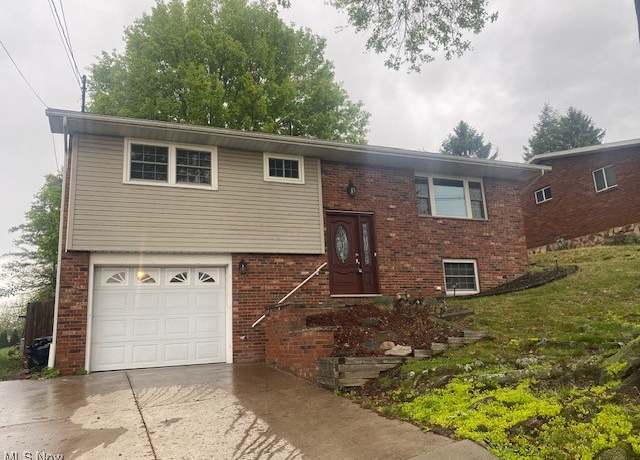 Property at 1113 21st St, Vienna, WV 26105, 3 beds, 2 baths