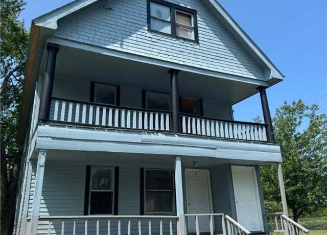 Property at 650 E 93rd St, Cleveland, OH 44108, 4 beds, 2 baths