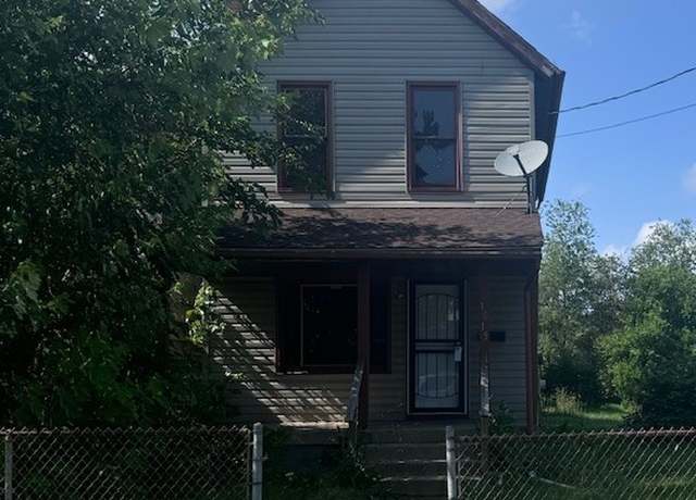 Property at 1015 4th St NW, Canton, OH 44703, 2 beds, 2 baths
