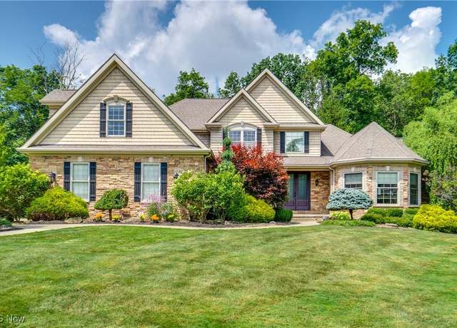 Property at 6424 Highland Green Dr, Medina, OH 44256, 4 beds, 4.5 baths