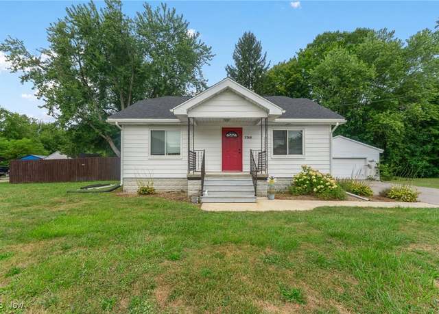 Property at 3768 Tod Ave NW, Warren, OH 44485, 3 beds, 2 baths