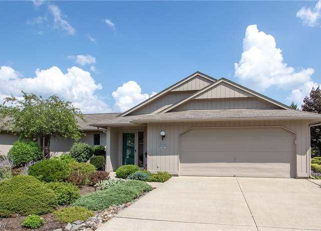 Property at 12451 Altis Ct, Strongsville, OH 44149, 2 beds, 2.5 baths