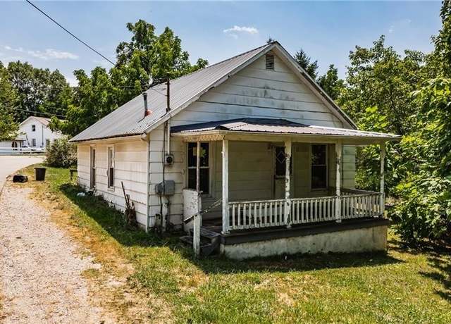 Property at 1301 Myrtle St, Parkersburg, WV 26101, 2 beds, 1 bath