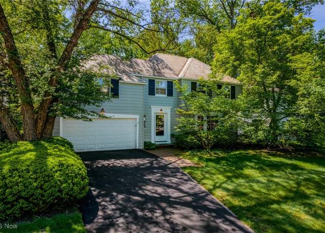 Property at 3388 Hollister Rd, Cleveland Heights, OH 44118, 4 beds, 3.5 baths