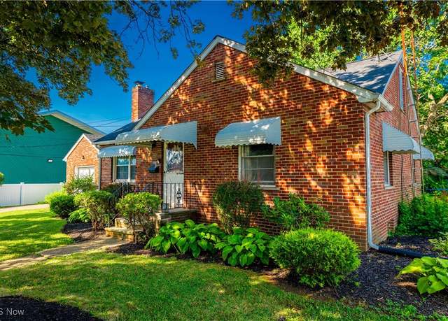 Property at 109 Miles Ave NW, Canton, OH 44708, 4 beds, 1.5 baths
