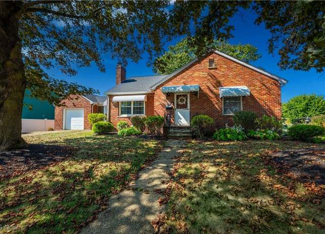 Property at 109 Miles Ave NW, Canton, OH 44708, 4 beds, 1.5 baths