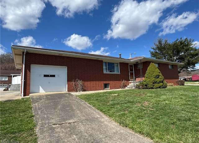 Property at 125 Grandview St, Rayland, OH 43943, 3 beds, 1.5 baths