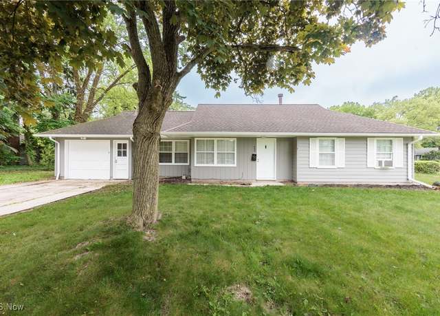 Property at 499 Crescent Dr, Berea, OH 44017, 2 beds, 1 bath