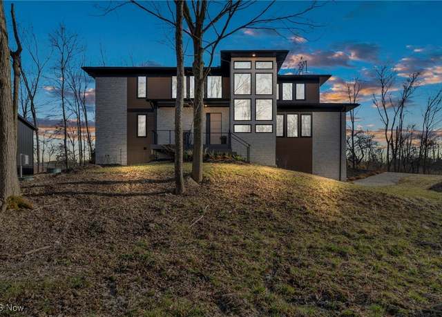 Property at 2406 Twelve Oaks Cir, Medina, OH 44256, 5 beds, 4.5 baths