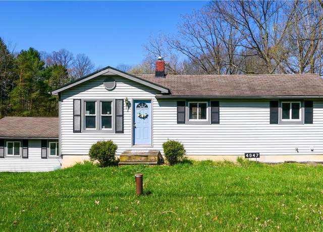Property at 4947 Wayland Rd, Diamond, OH 44412, 3 beds, 2 baths