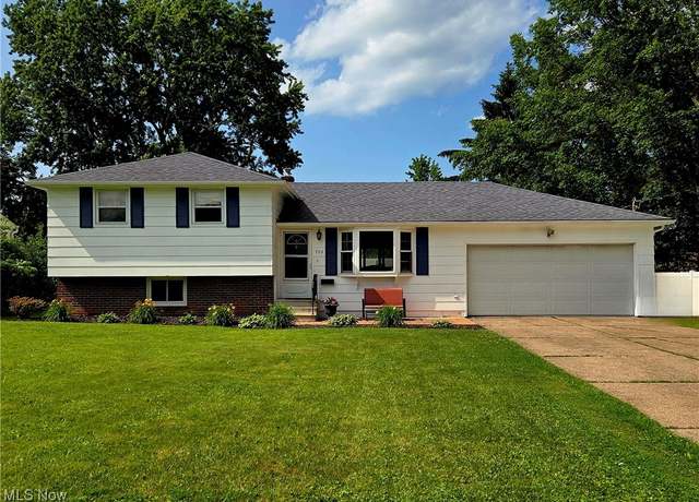 Property at 709 W Martin Ave, Amherst, OH 44001, 3 beds, 2 baths
