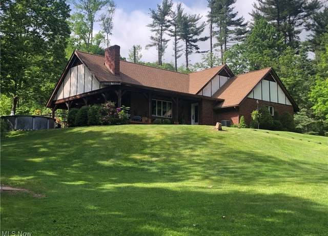 Property at 359 Boyce Dr, Chester, WV 26034, 4 beds, 4.5 baths