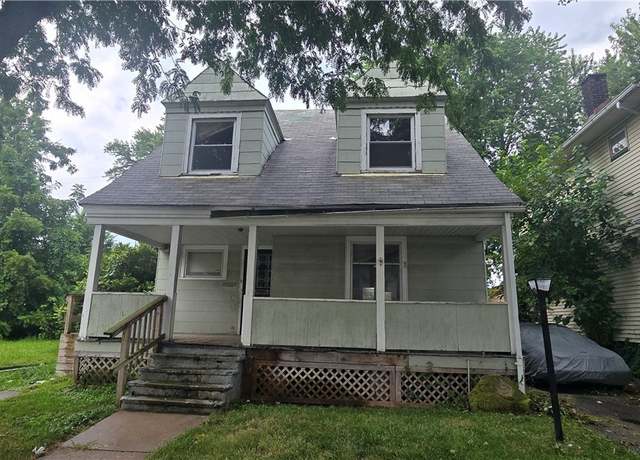 Property at 445 Cleveland Rd, Cleveland, OH 44108, 2 beds, 1 bath