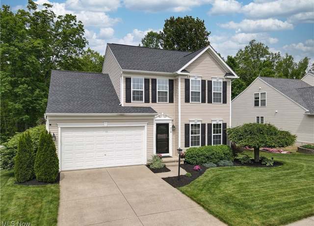 Property at 218 Treetop Spur, Copley, OH 44321, 4 beds, 3.5 baths