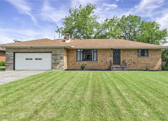 Property at 321 Justo Ln, Seven Hills, OH 44131, 3 beds, 1.5 baths