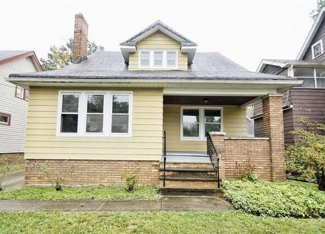 Property at 3996 Bluestone Rd, Cleveland Heights, OH 44121, 3 beds, 1.5 baths