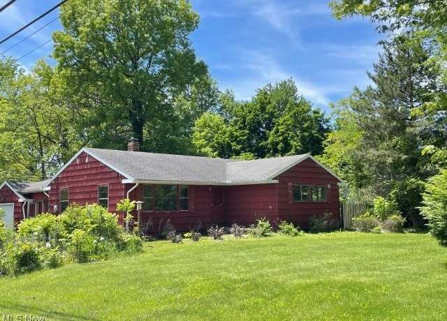 Property at 14849 Whitney Rd, Strongsville, OH 44136, 3 beds, 1 bath