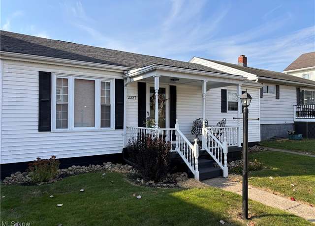 Property at 2227 Main St, Wellsburg, WV 26070, 2 beds, 1 bath