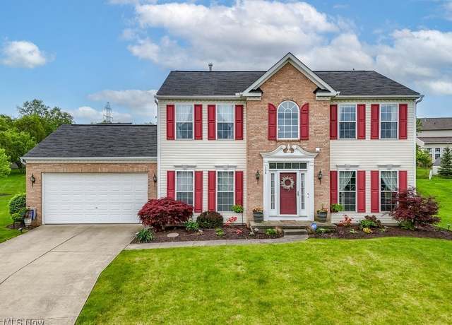 Property at 308 Montabella Pl NW, Canton, OH 44709, 4 beds, 2.5 baths