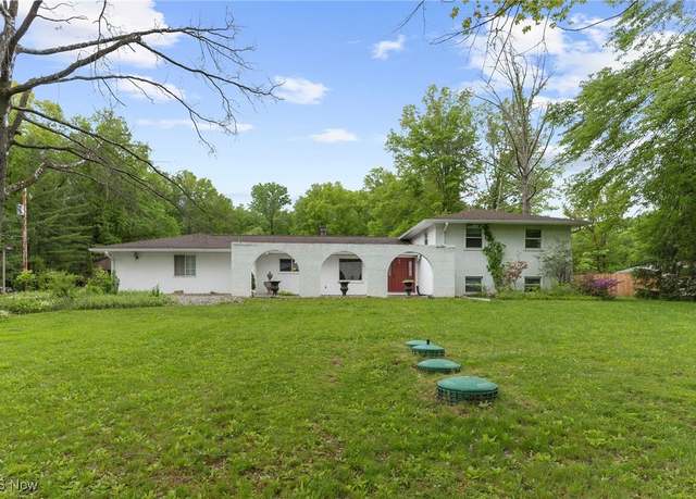 Property at 17801 Ellsworth Rd, Lake Milton, OH 44429, 4 beds, 3 baths
