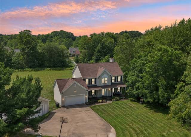 Property at 9900 Homestead Rd, Wadsworth, OH 44281, 3 beds, 2.5 baths