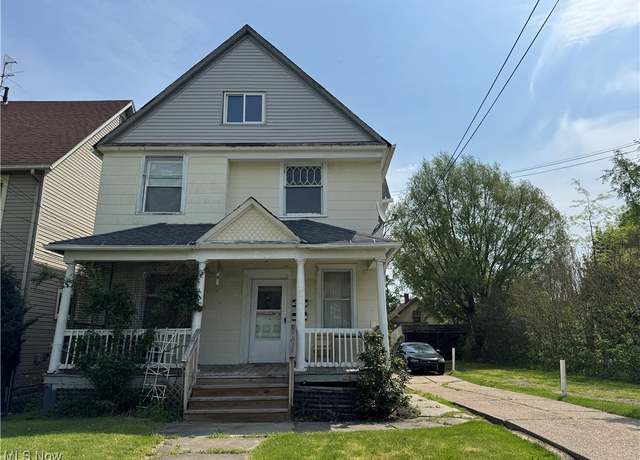 Property at 4231 W 24th St, Cleveland, OH 44109, 4 beds, 2 baths