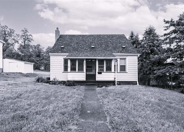 Property at 600 Arch St, Salem, OH 44460, 3 beds, 1 bath