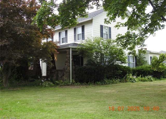 Property at 3079 W South Range Rd, Columbiana, OH 44408, 4 beds, 3 baths
