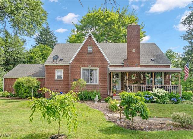 Property at 10901 Main St, New Middletown, OH 44442, 3 beds, 1 bath