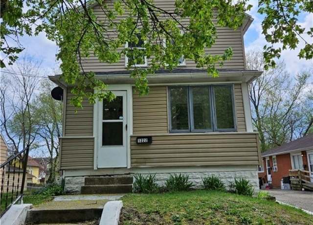Property at 1222 Florida Ave, Akron, OH 44314, 4 beds, 1.5 baths
