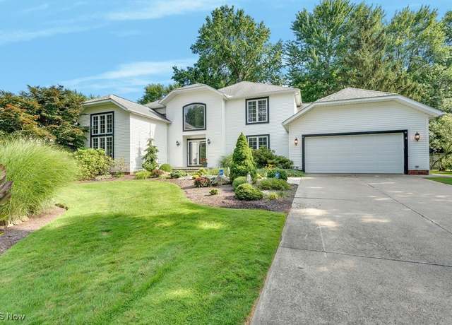 Property at 6260 Coldstream Dr, Highland Heights, OH 44143, 4 beds, 2.5 baths
