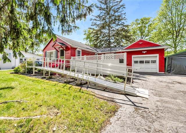 Property at 230 Sunset Rd, Avon Lake, OH 44012, 2 beds, 1 bath