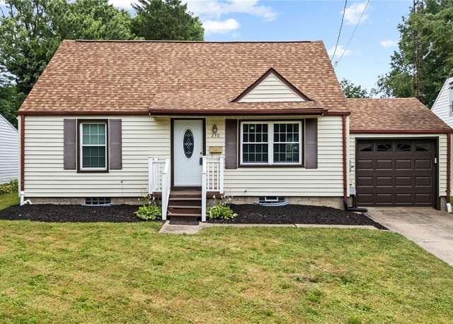 Property at 230 Parkview Ave NW, North Canton, OH 44720, 3 beds, 1 bath