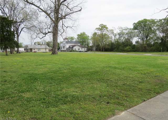 Property at 720 Mulvane St, Newcomerstown, OH 43832