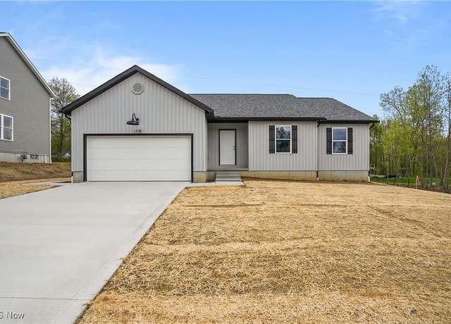Property at 5378 Winding Creek Dr, Ravenna, OH 44266, 3 beds, 2 baths