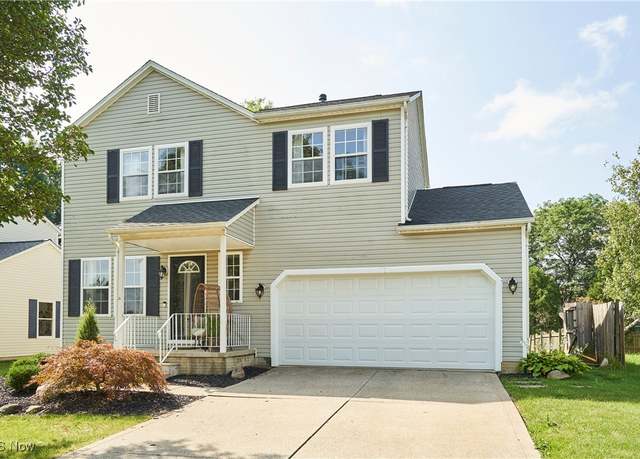 Property at 966 Pine Tree Ct, Medina, OH 44256, 3 beds, 1.5 baths
