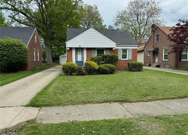 Property at 411 E 257th St, Euclid, OH 44132, 3 beds, 1 bath