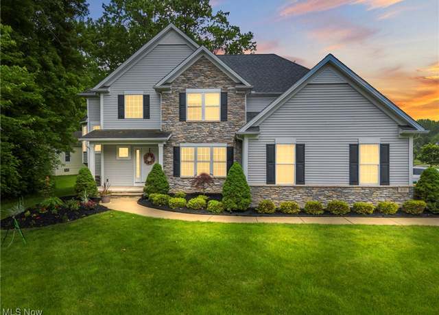 Property at 6111 Brownstone Ct, Mentor, OH 44060, 4 beds, 2.5 baths