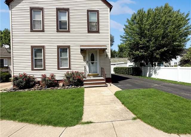 Property at 5417 Brow Ave, Newburgh Heights, OH 44105, 5 beds, 2 baths