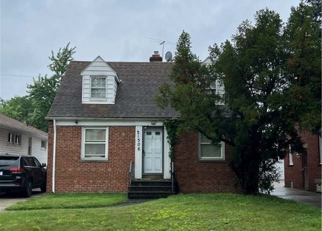 Property at 21306 Clare Ave, Maple Heights, OH 44137, 4 beds, 2 baths