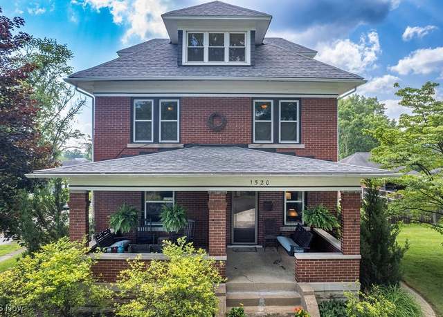 Property at 1520 Liberty St, Parkersburg, WV 26101, 4 beds, 2.5 baths