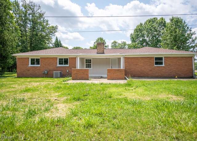 Property at 4029 Minard Rd NW, Dover, OH 44622, 3 beds, 1.5 baths