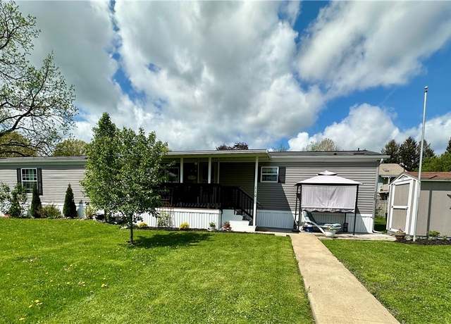 Property at 110 Amanda St, Barberton, OH 44202, 3 beds, 2 baths