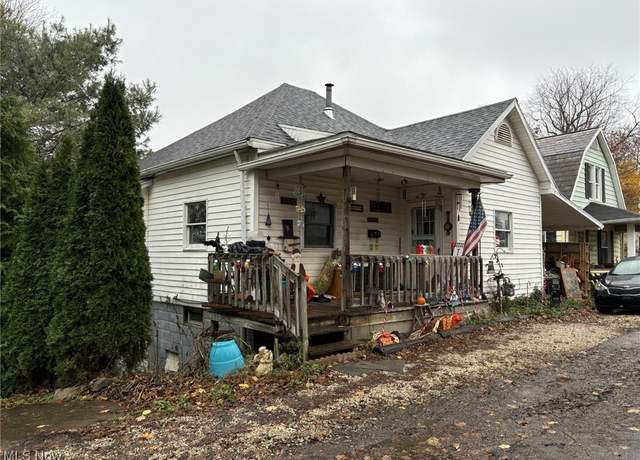 Property at 1117 Hayes Ave, Cambridge, OH 43725, 3 beds, 1.5 baths